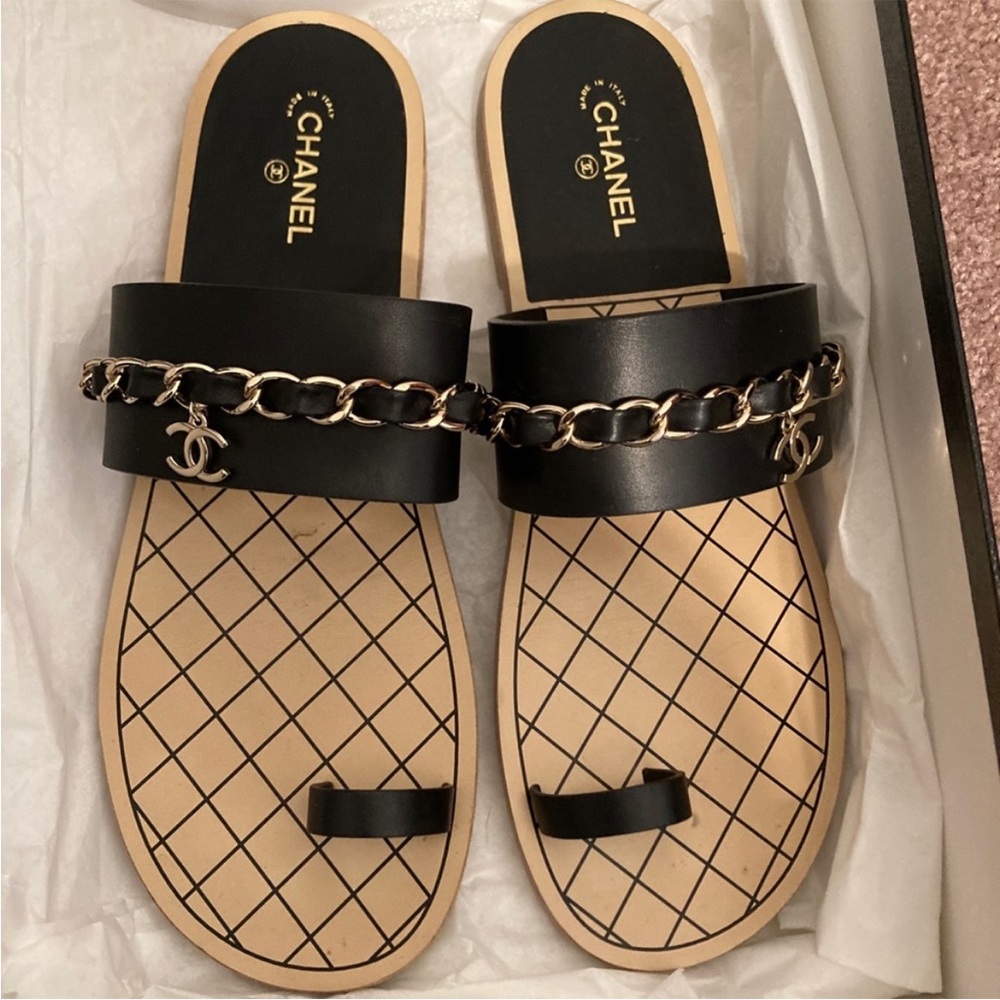 Authentic Chanel sandals size 41 2019 collection